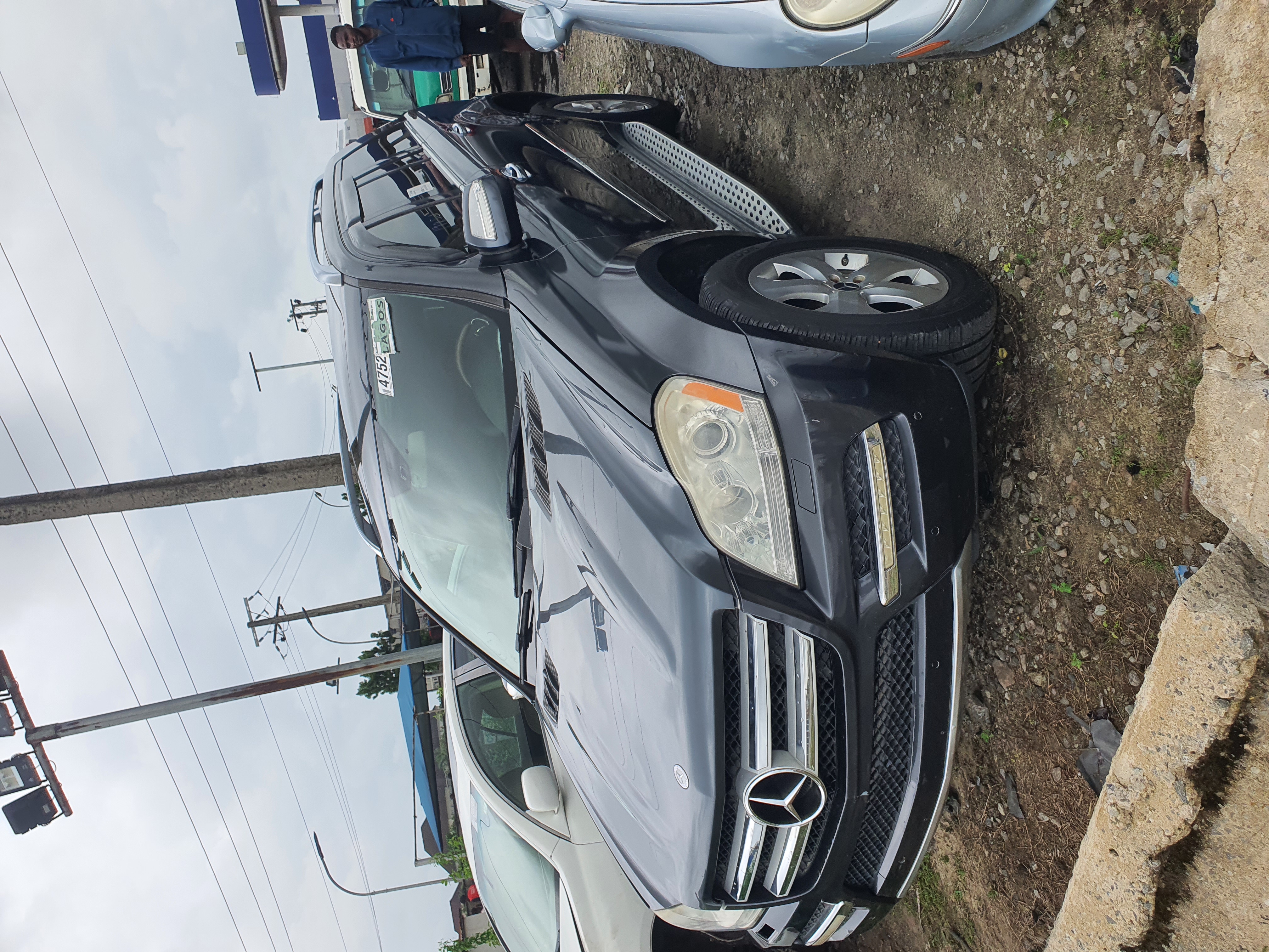 Car Image 10