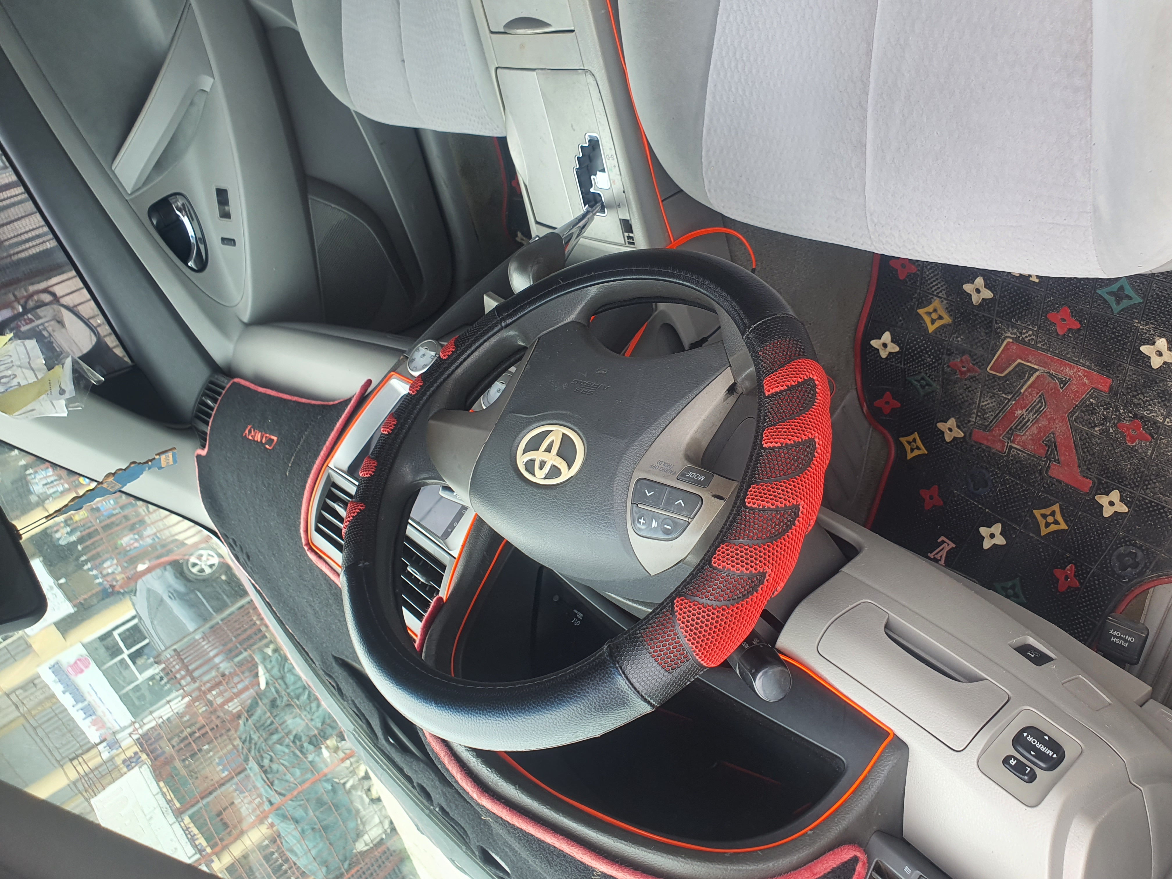 Car Image 2