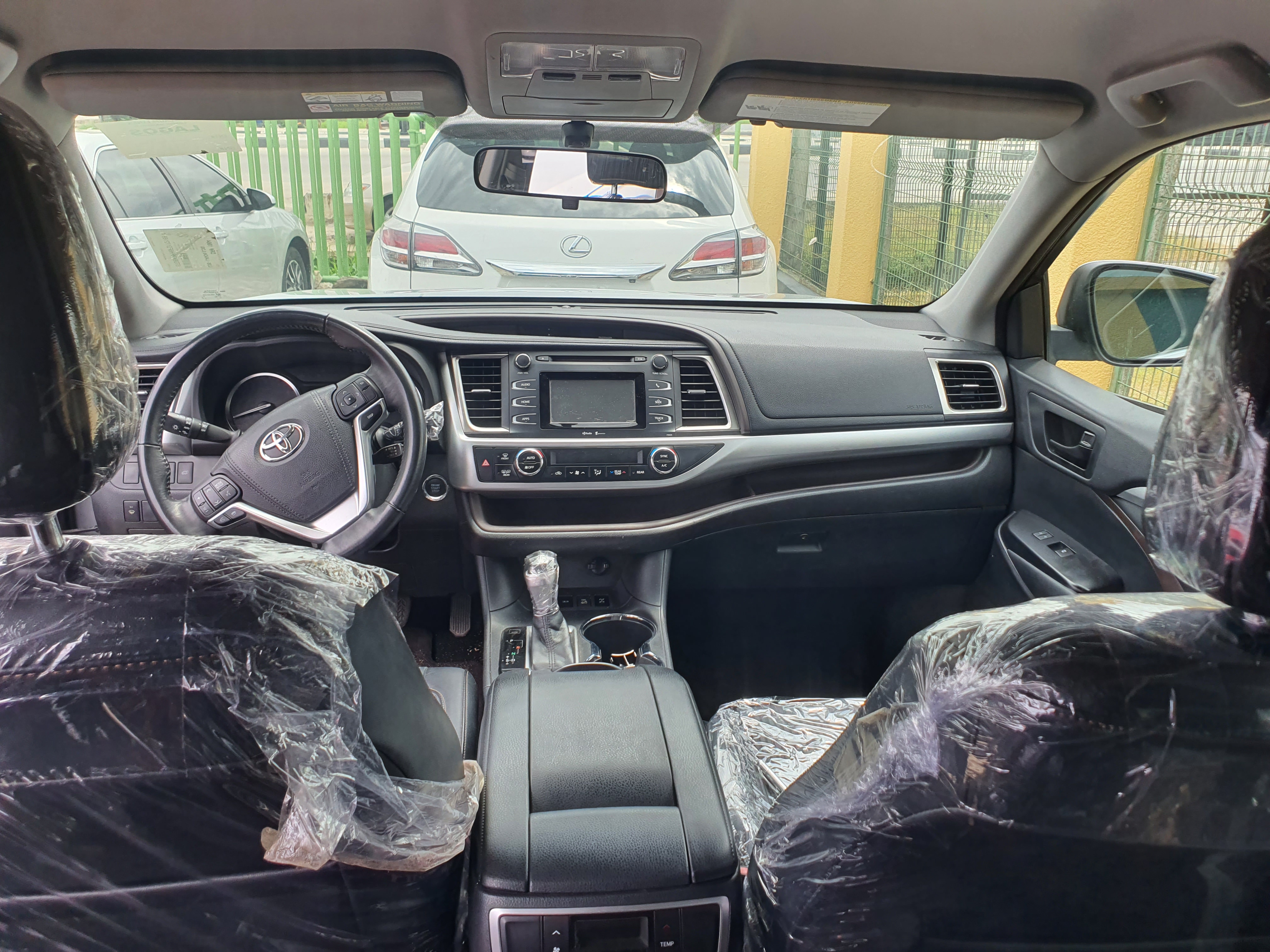 Car Image 3