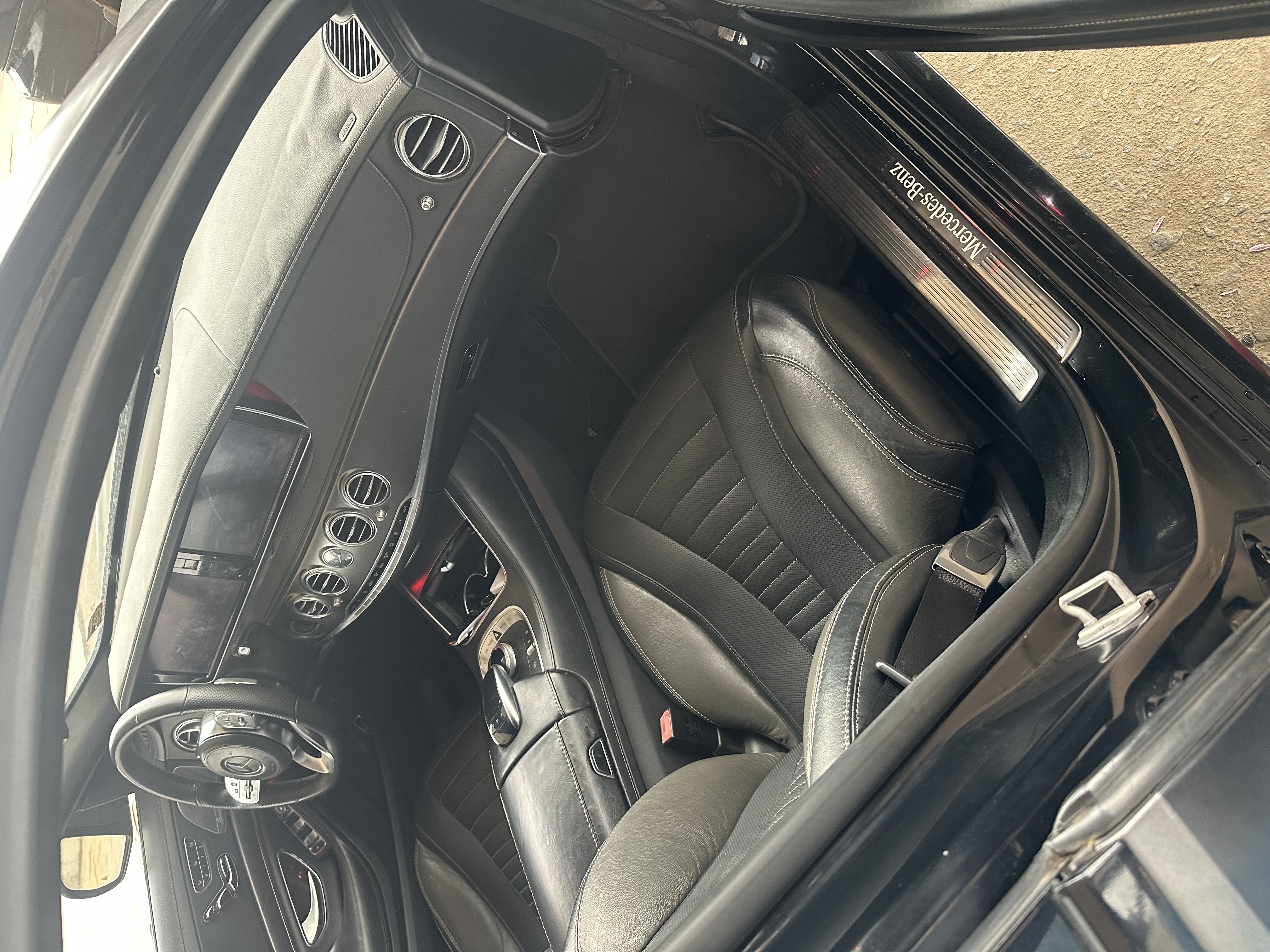 Car Image 10