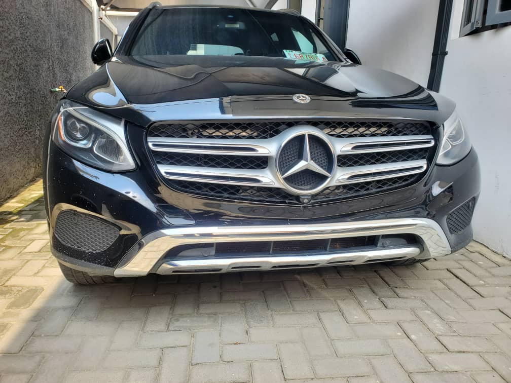 Car Image 9