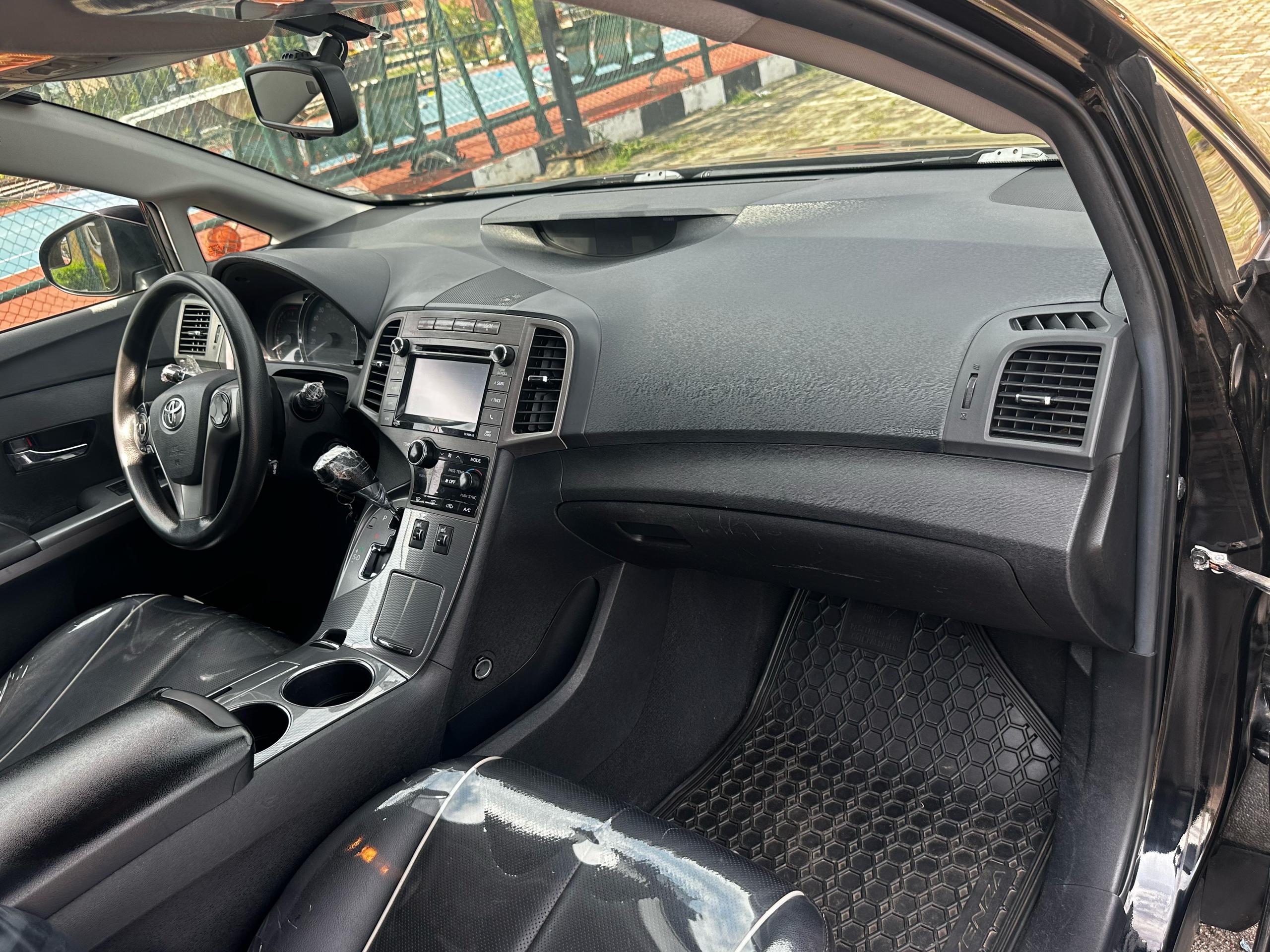 Car Image 7