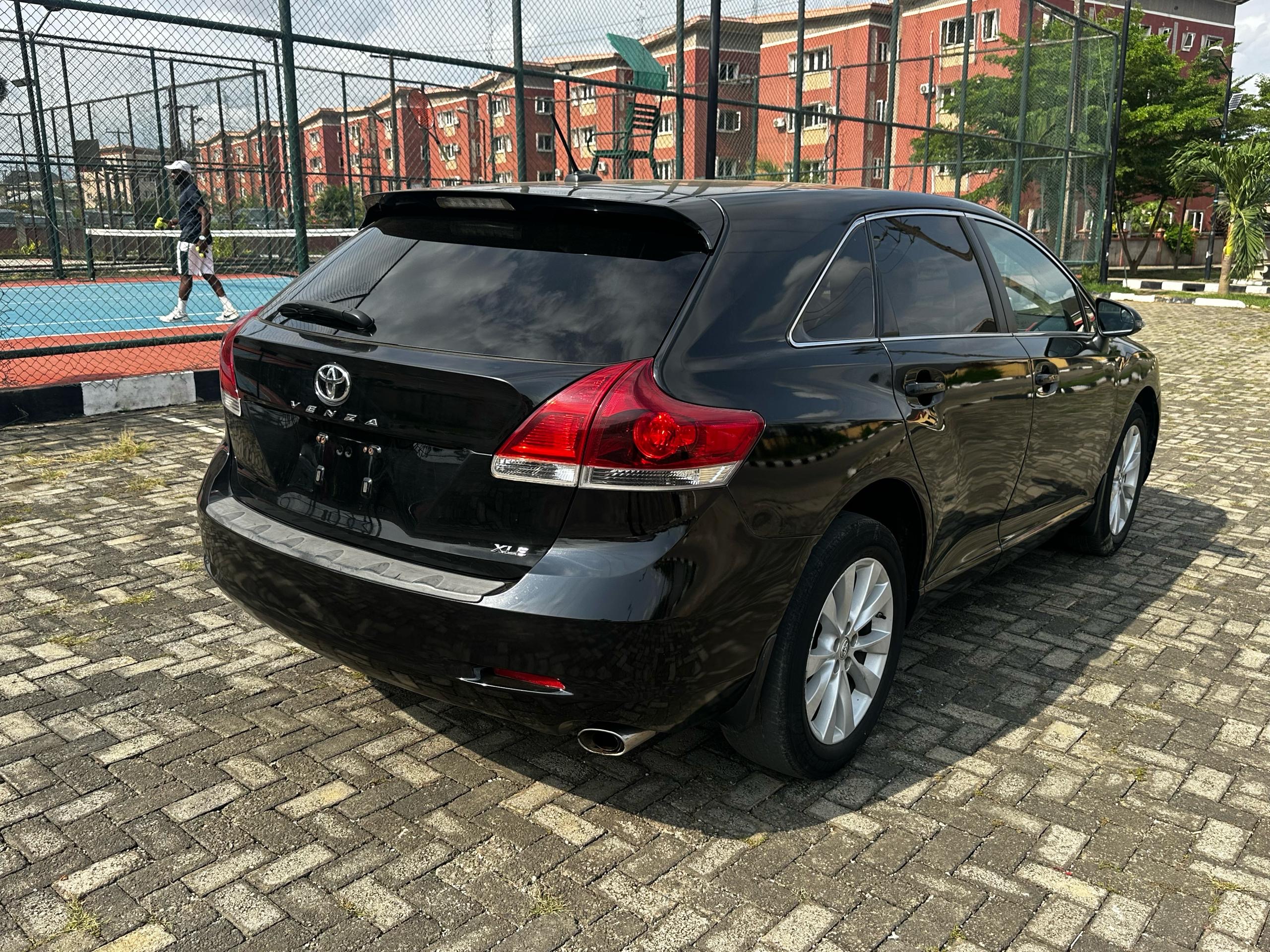 Car Image 13