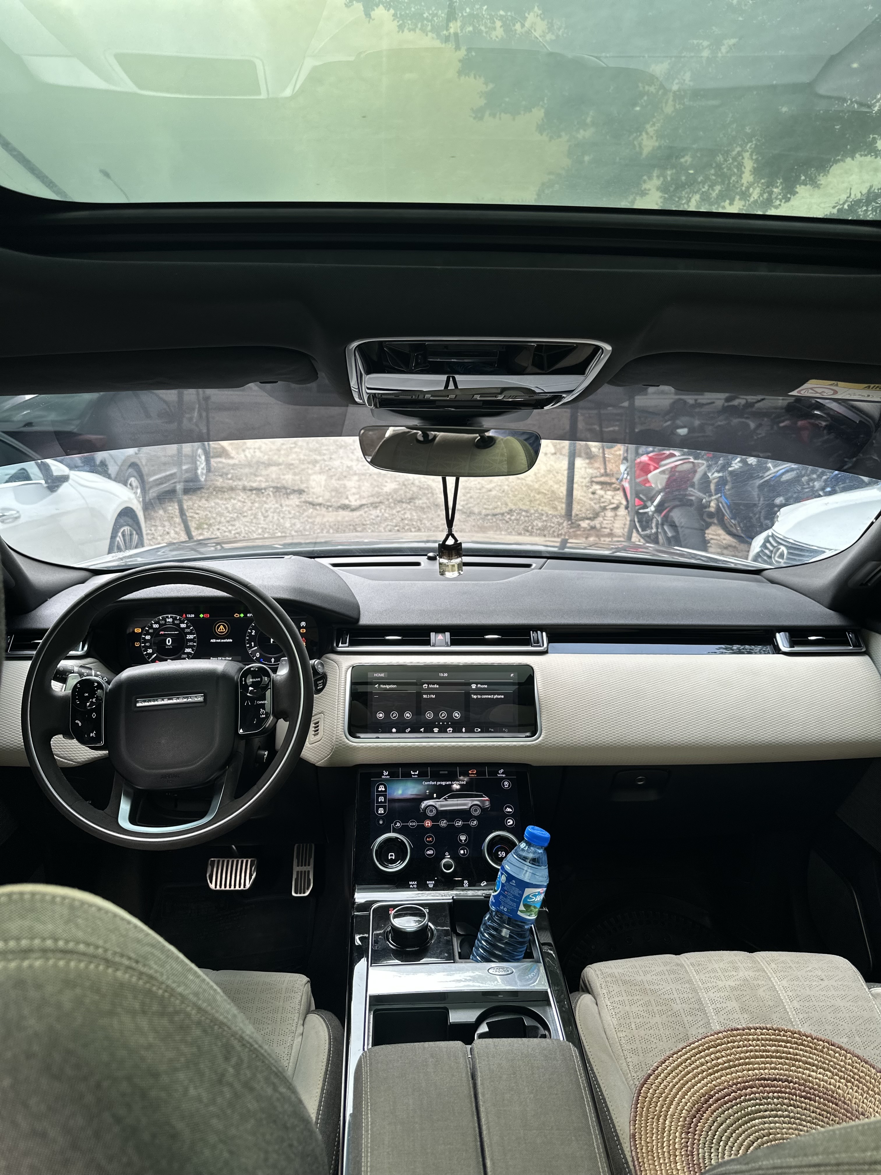 Car Image 5