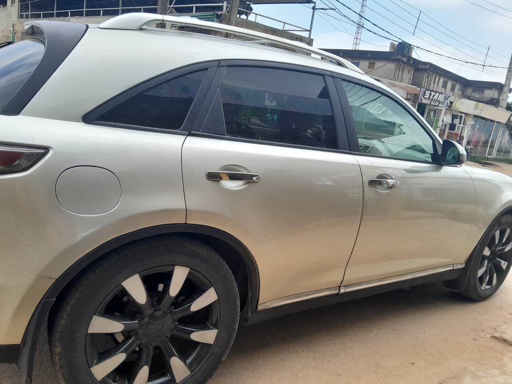 Car Image 4