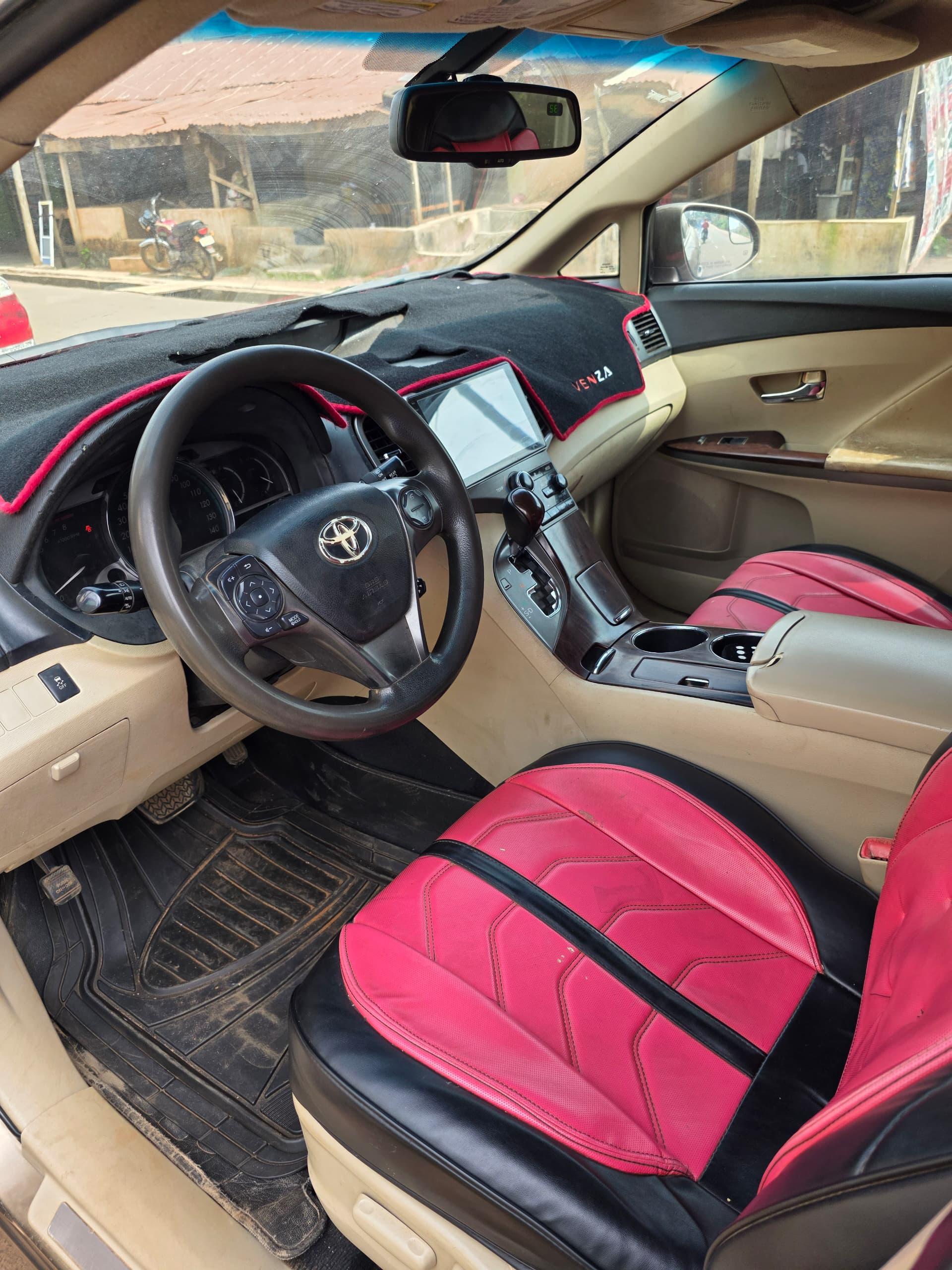 Car Image 5