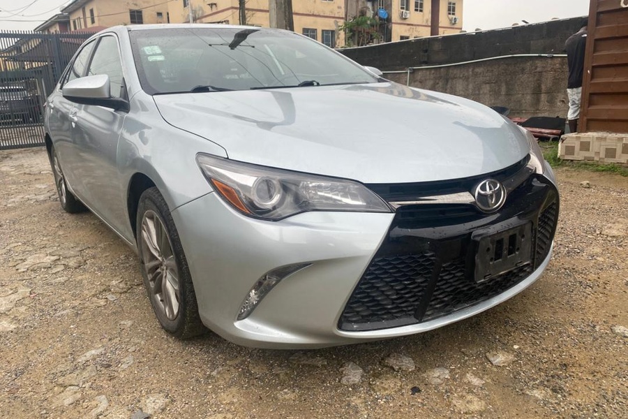 Toyota camry 2017 In...
