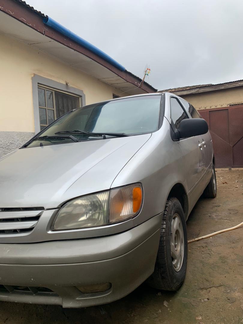 Car Image 4