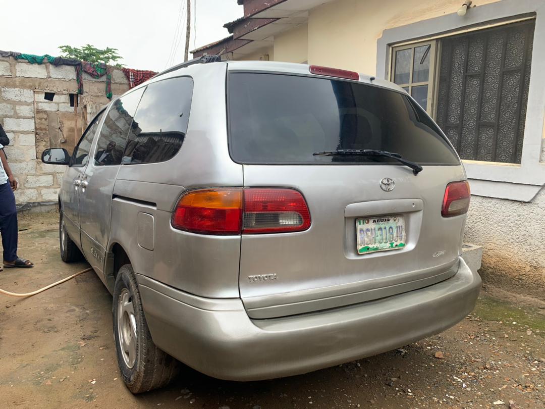 Car Image 6