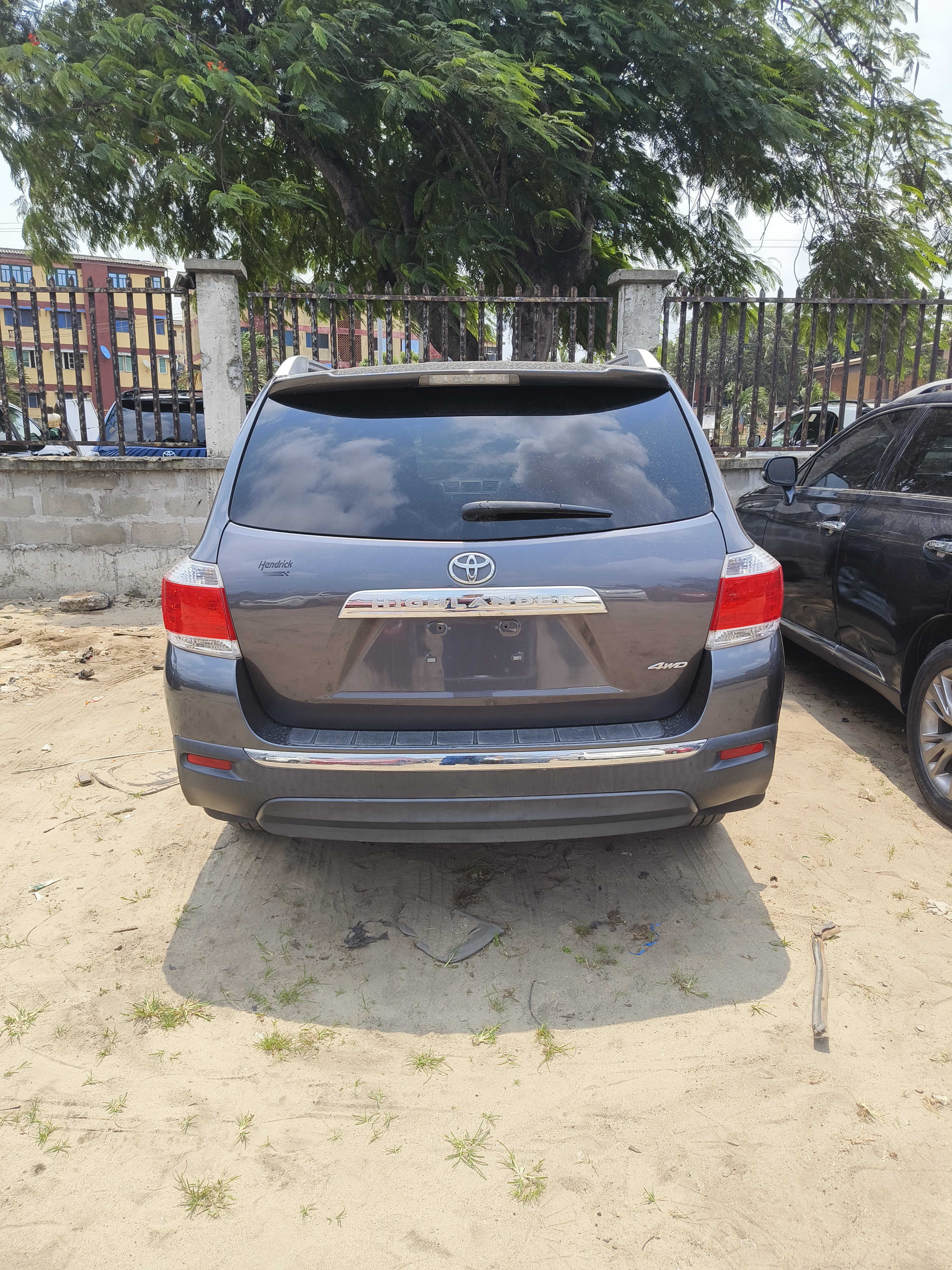 Car Image 7
