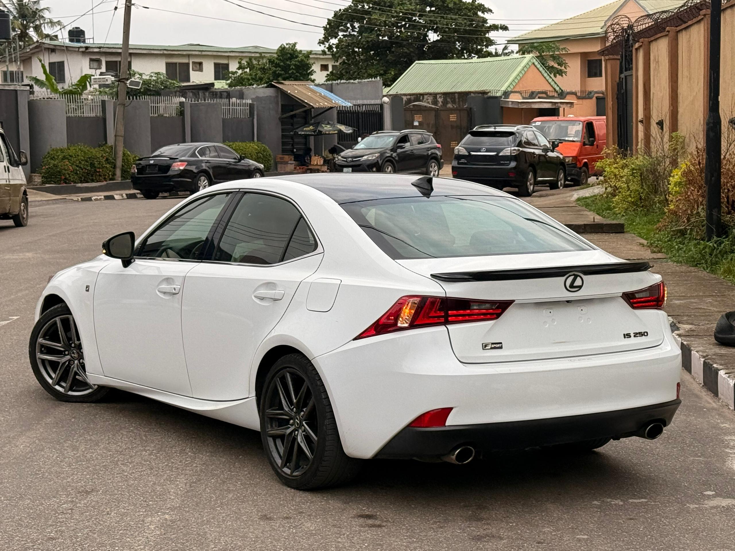 Car Image 8