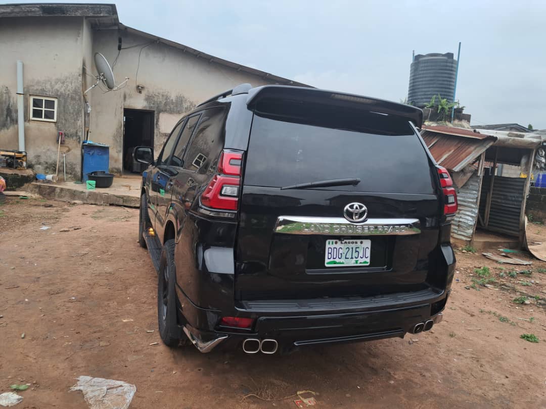 Car Image 6