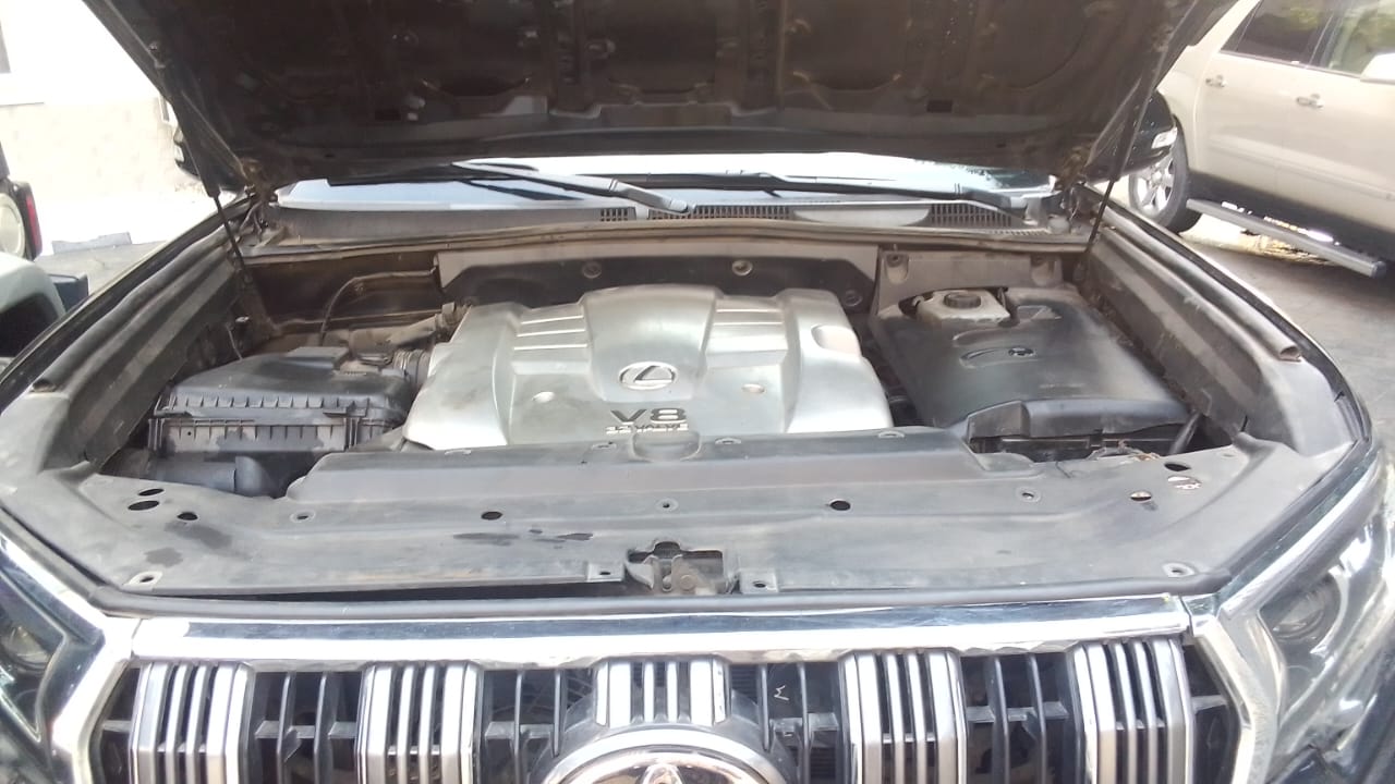 Car Image 15