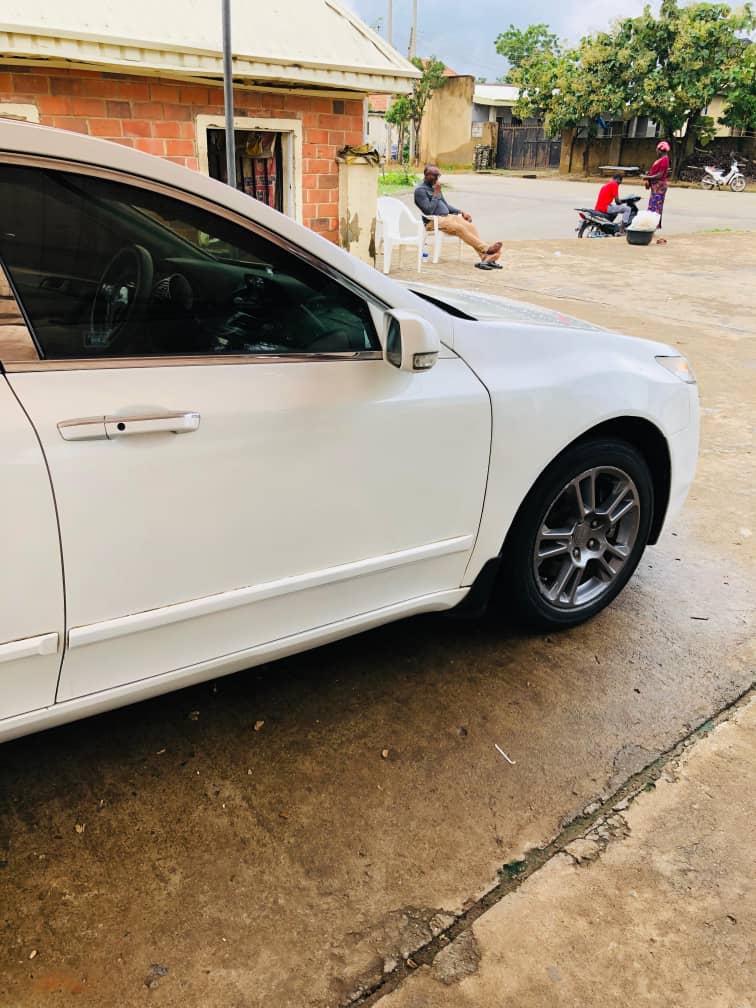 Car Image 7