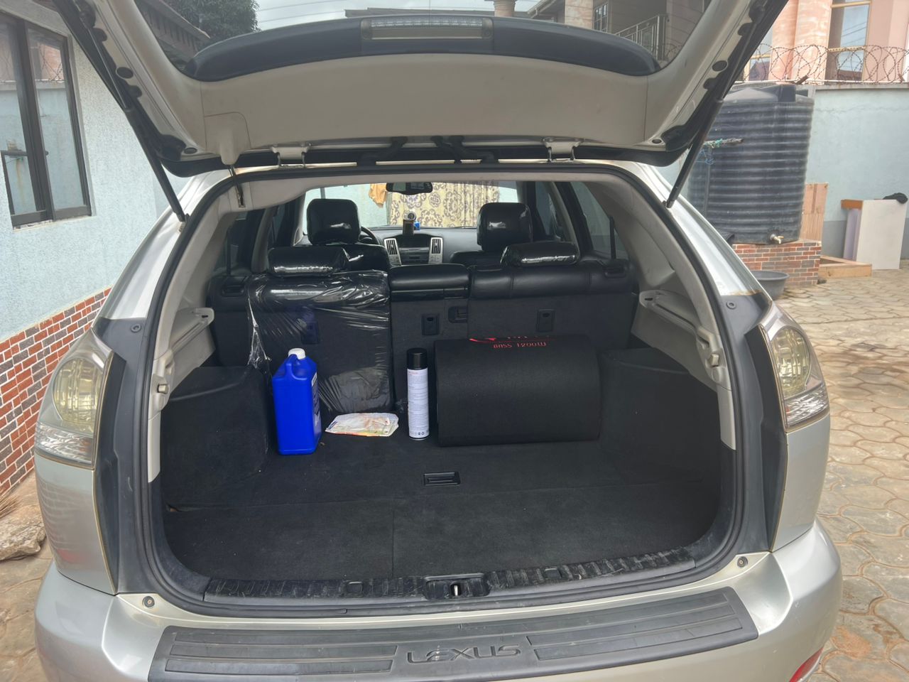 Car Image 5