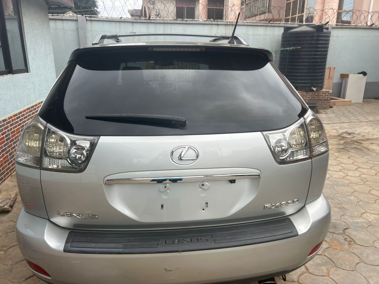 Car Image 9