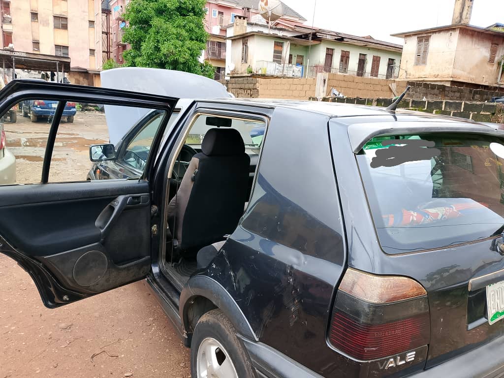 Car Image 9
