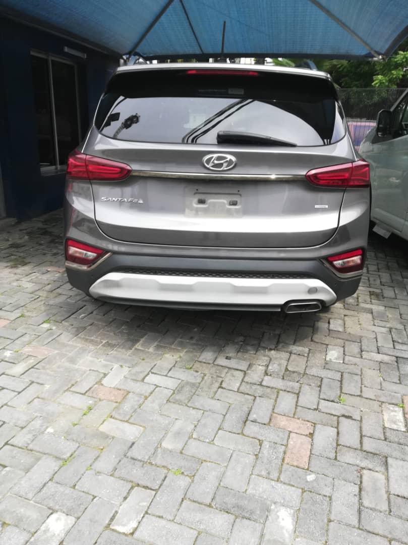Car Image 4