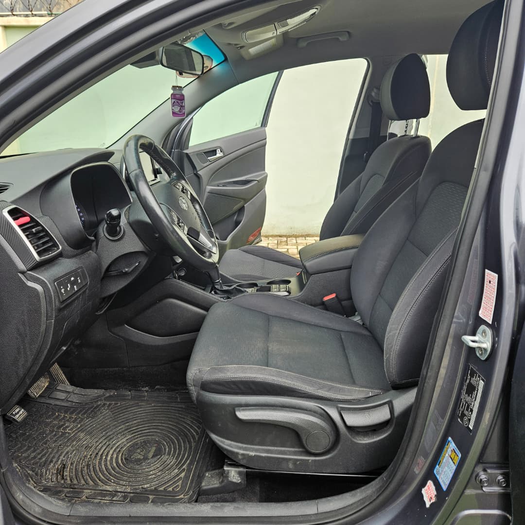 Car Image 8