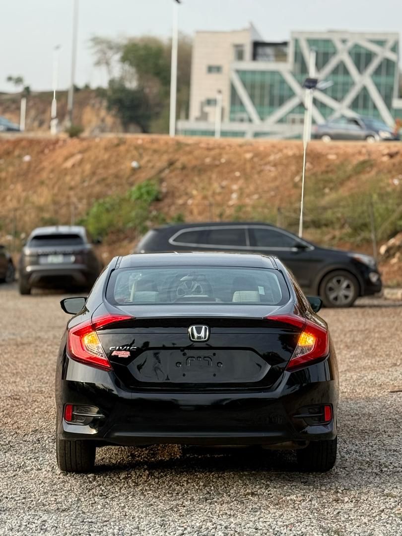 Car Image 5