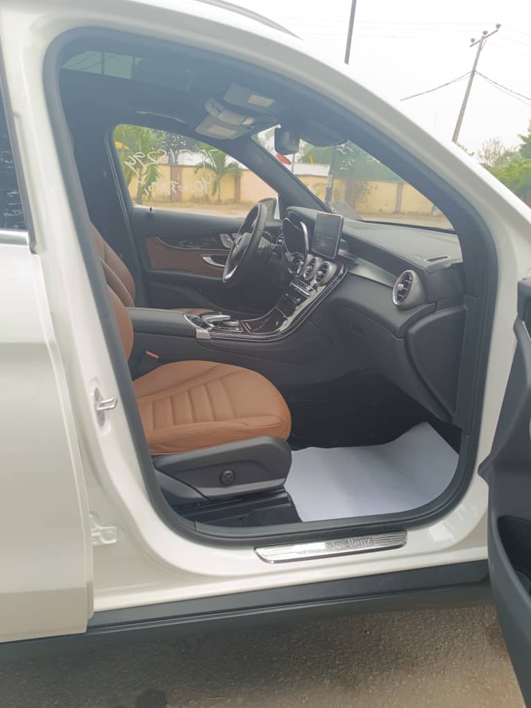 Car Image 5