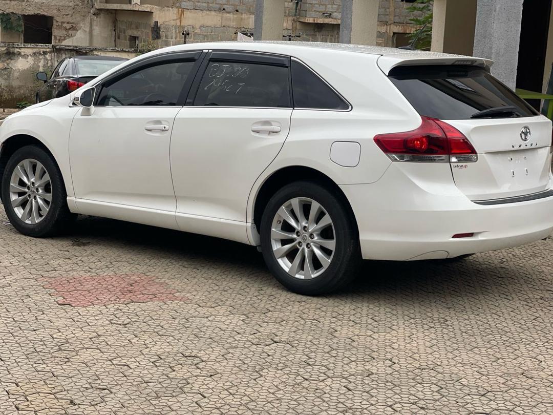 Car Image 4