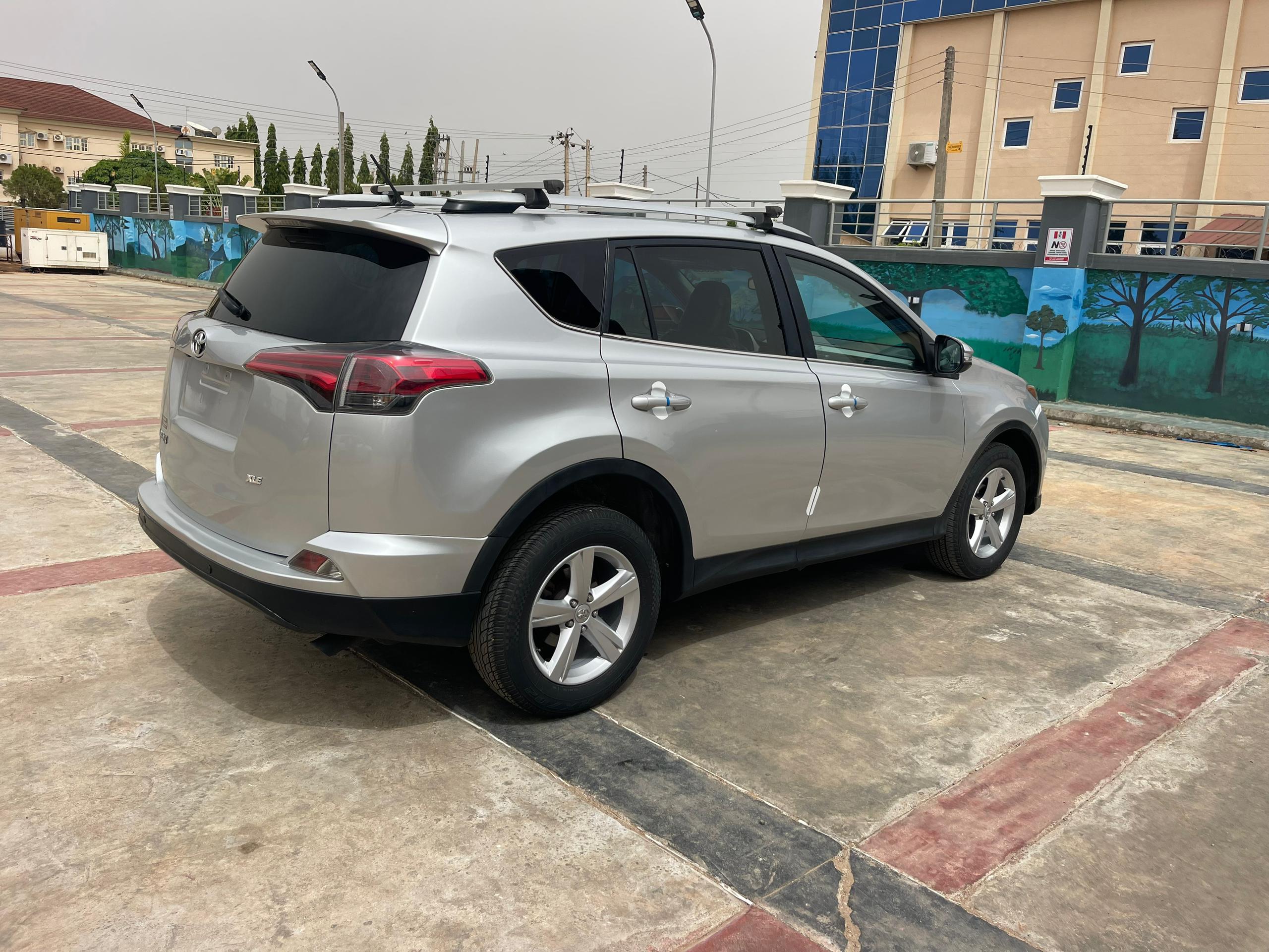 Car Image 7