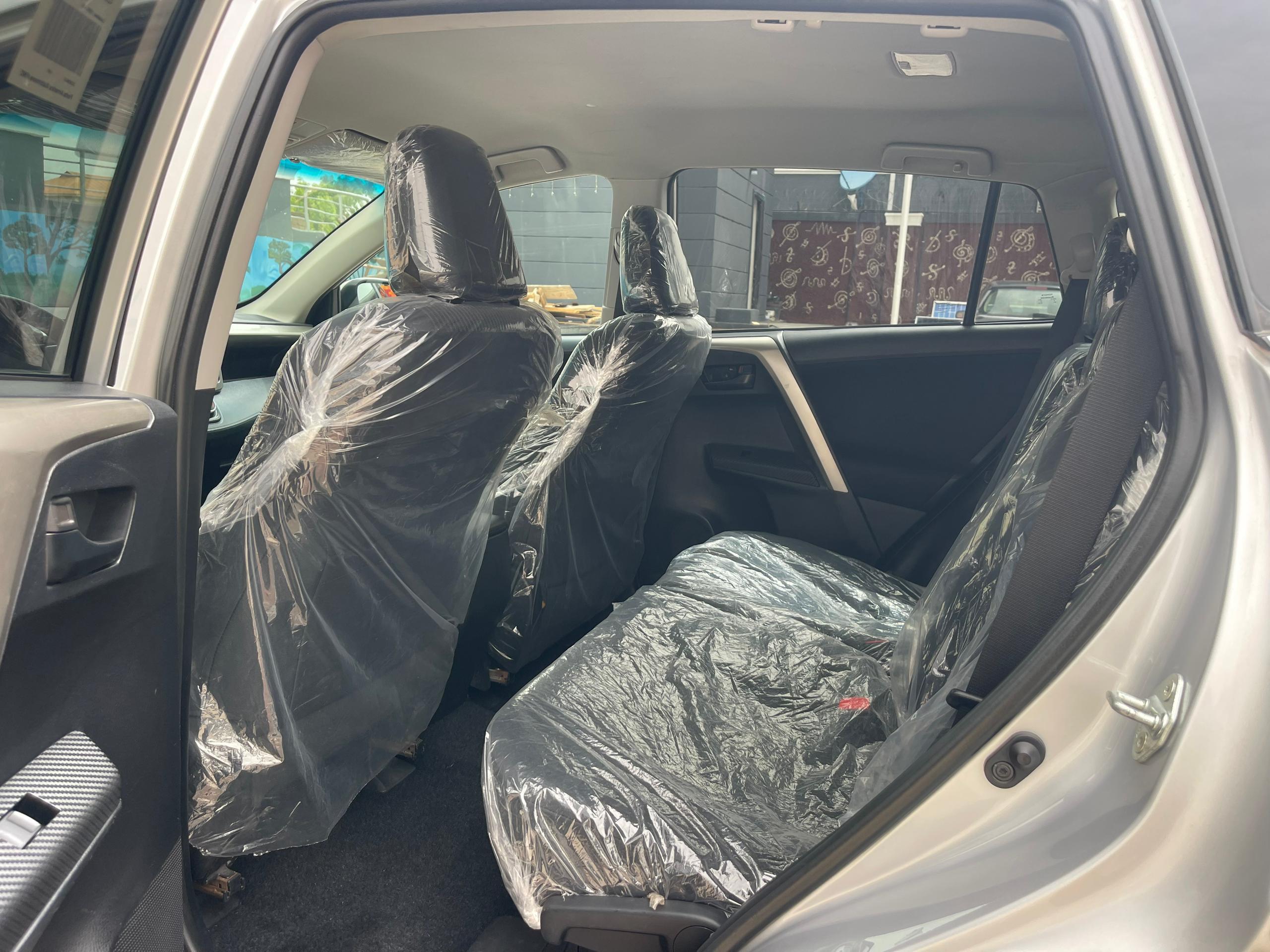 Car Image 5