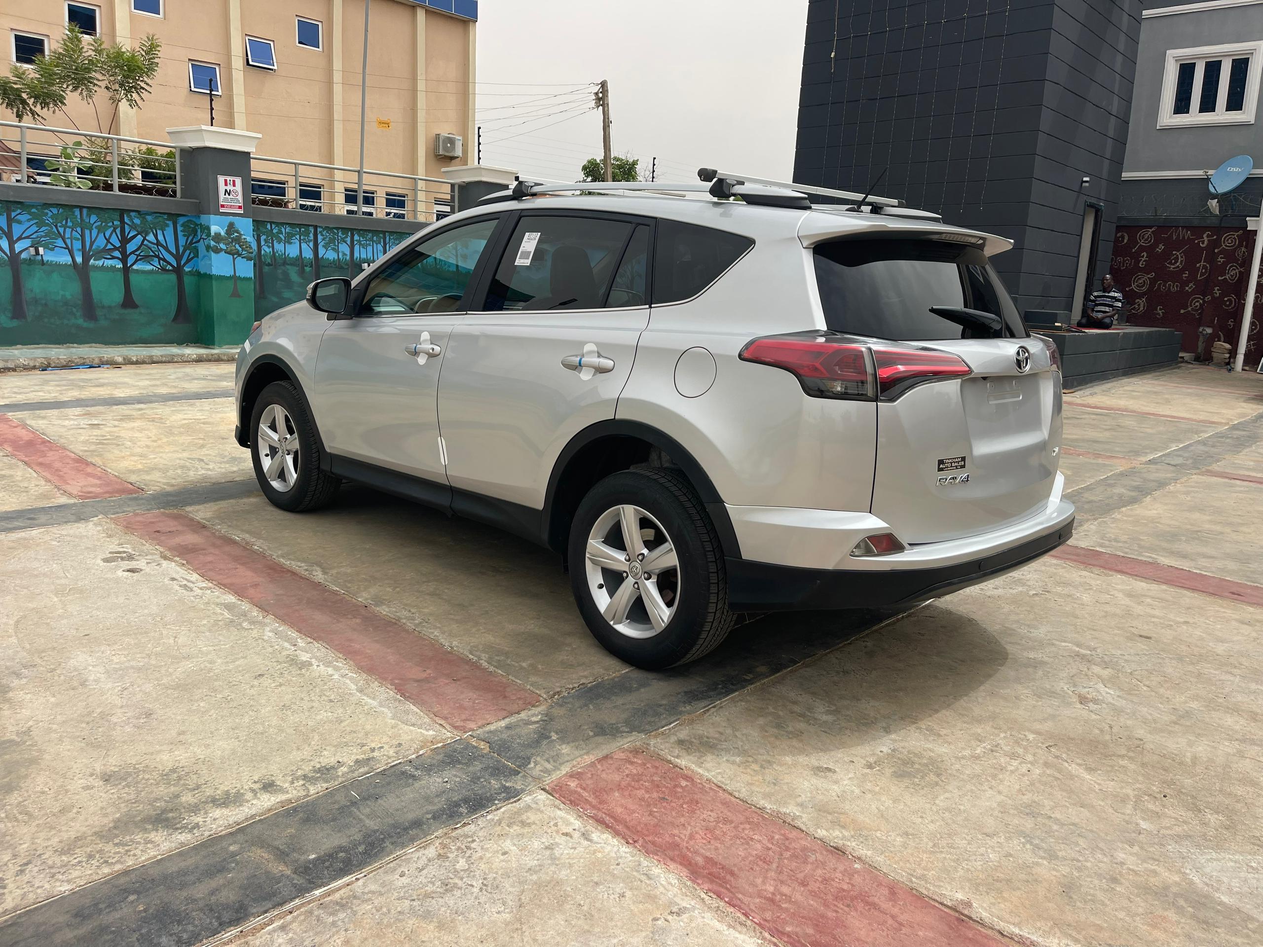 Car Image 6