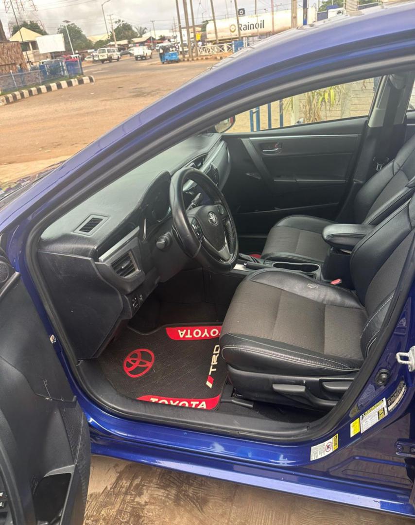 Car Image 5
