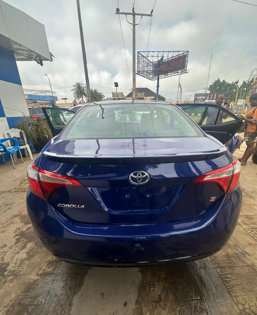 Car Image 8