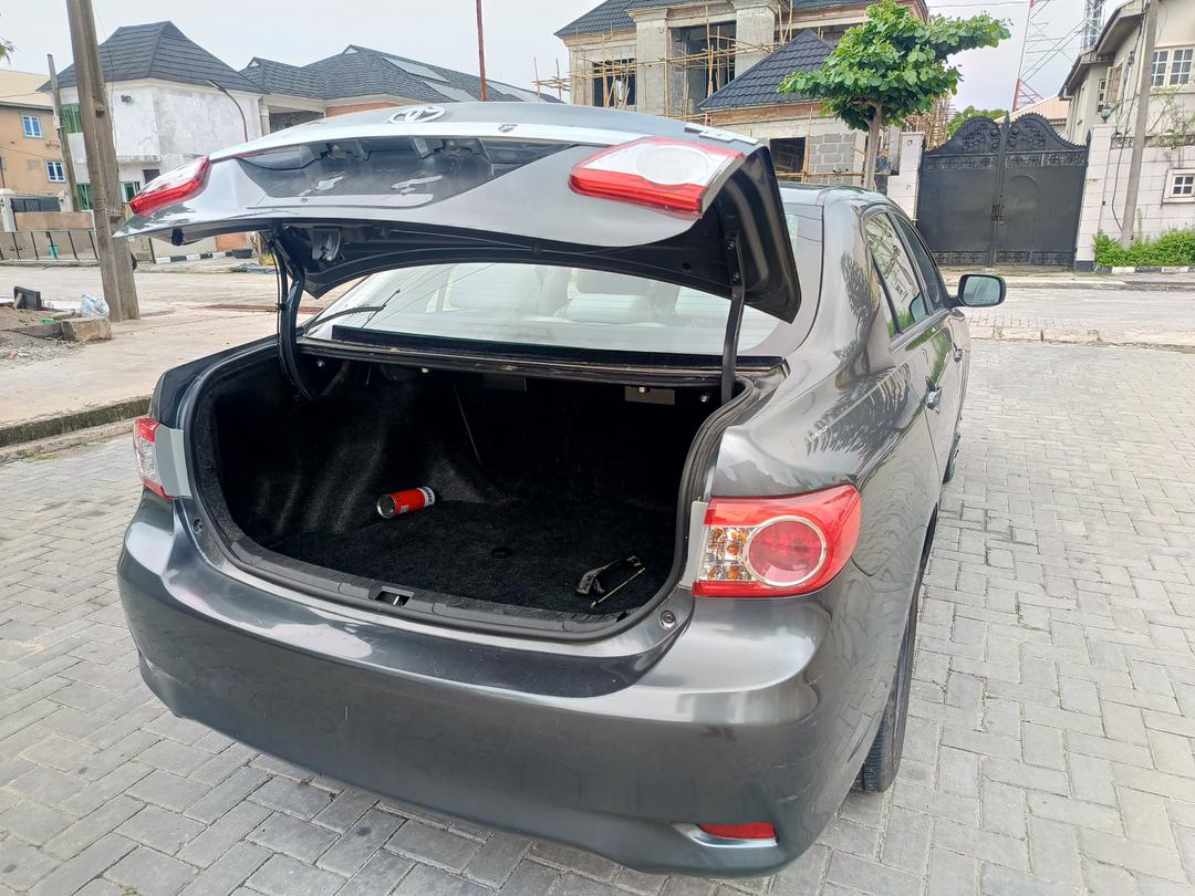 Car Image 8