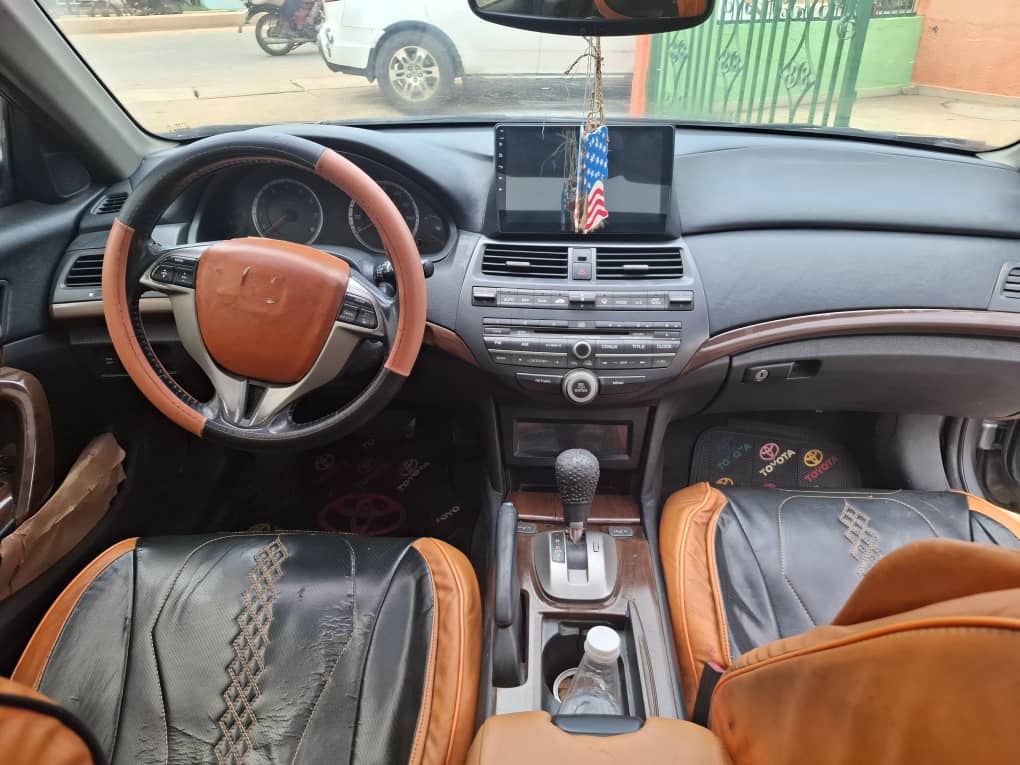 Car Image 4