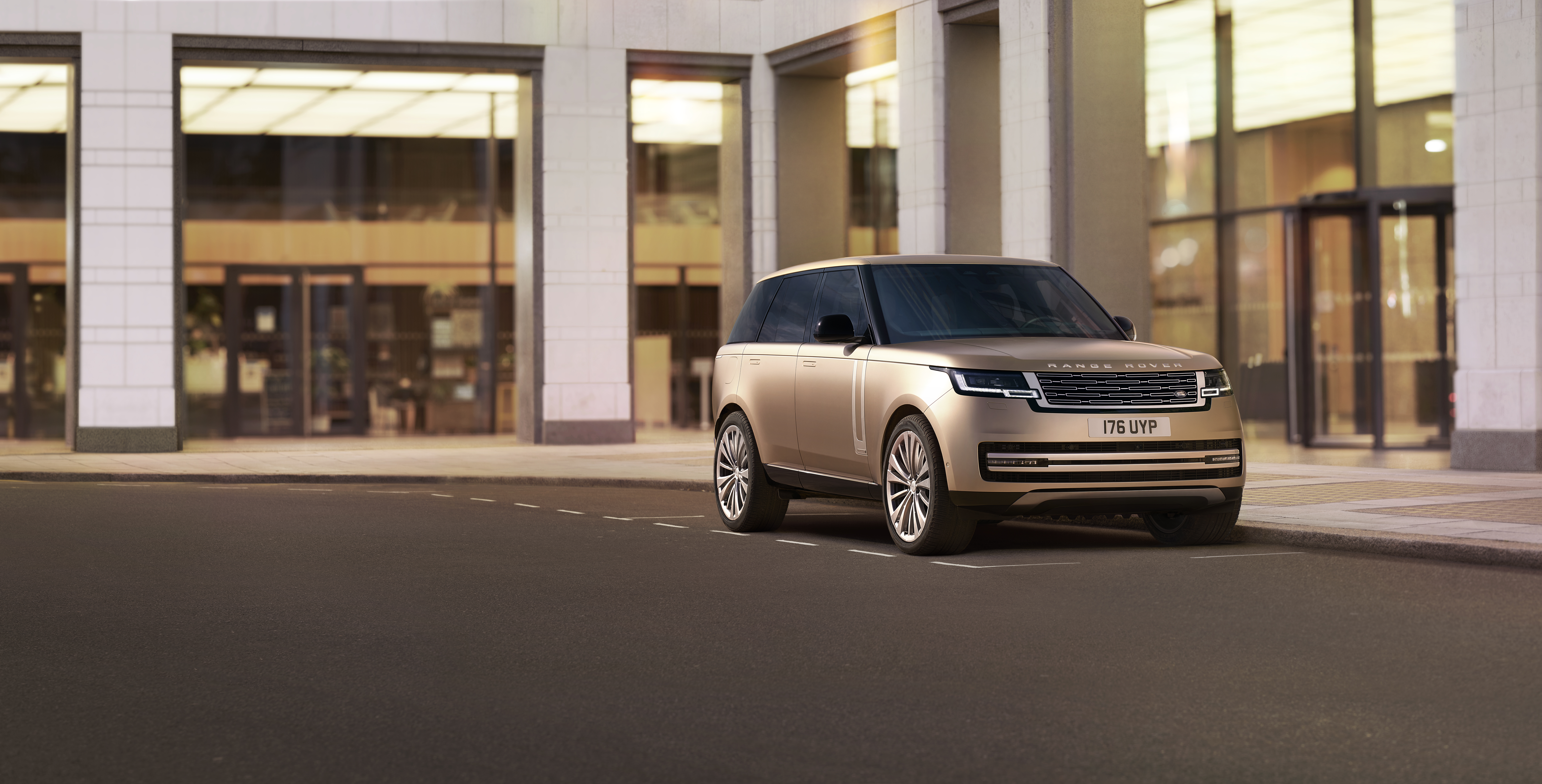  Land Rover RANGE ROVER Vogue P400 SE 