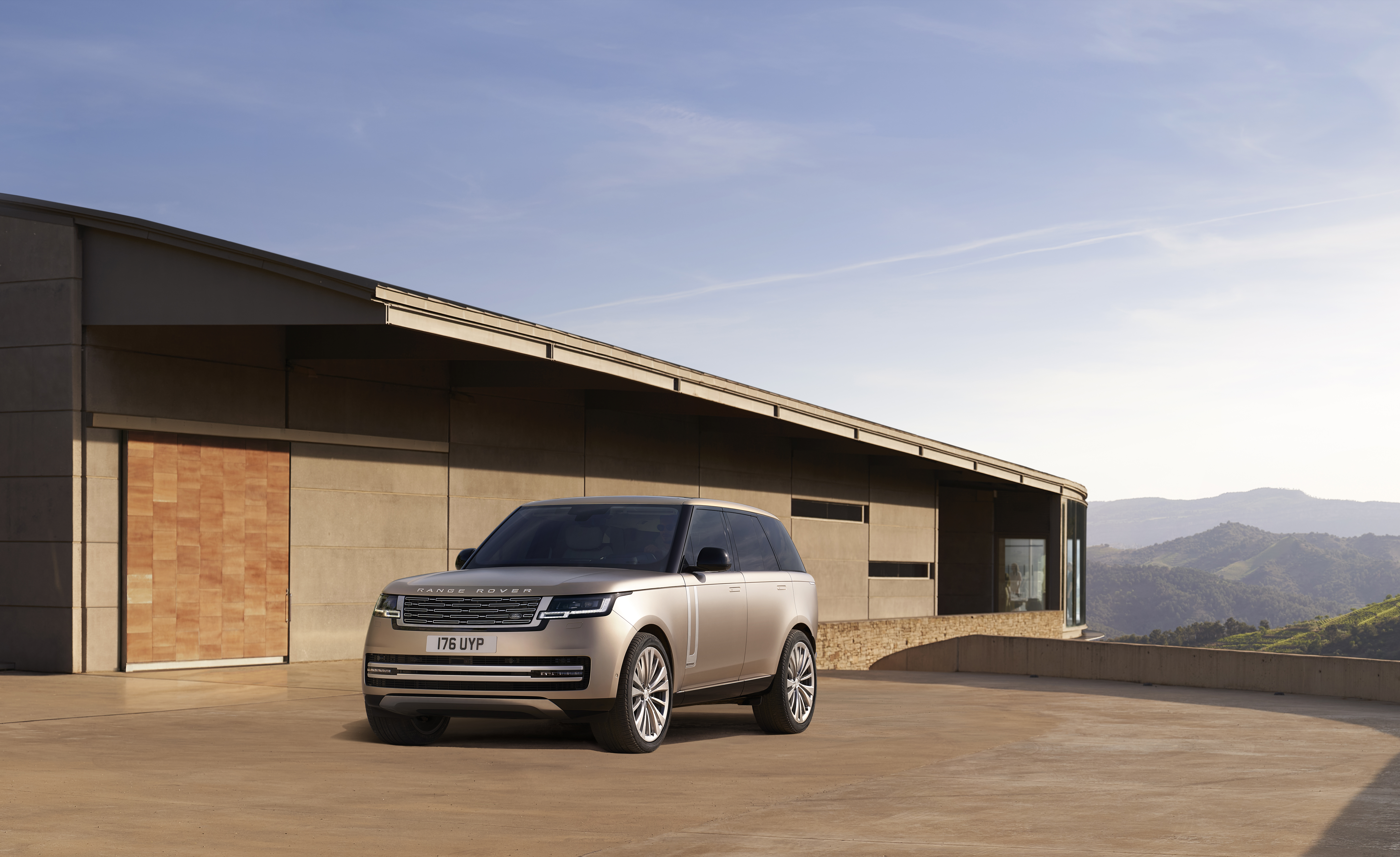  Land Rover RANGE ROVER Vogue P400 SE 