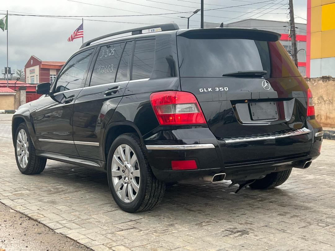 Car Image 9