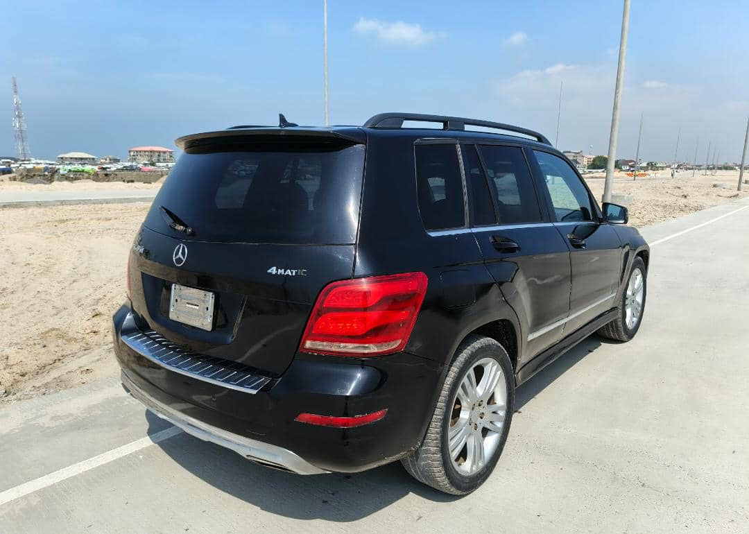 Car Image 4