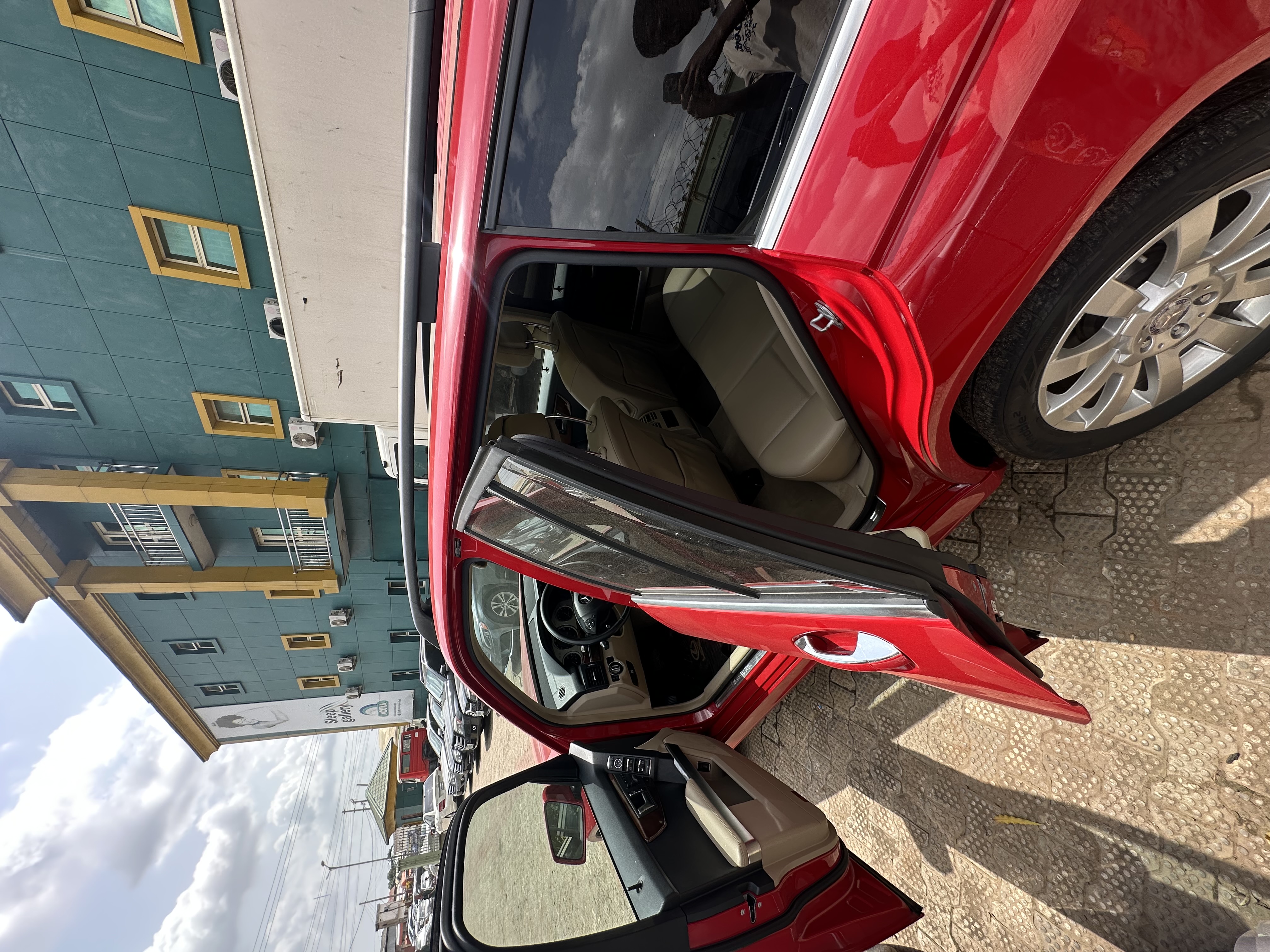 Car Image 4