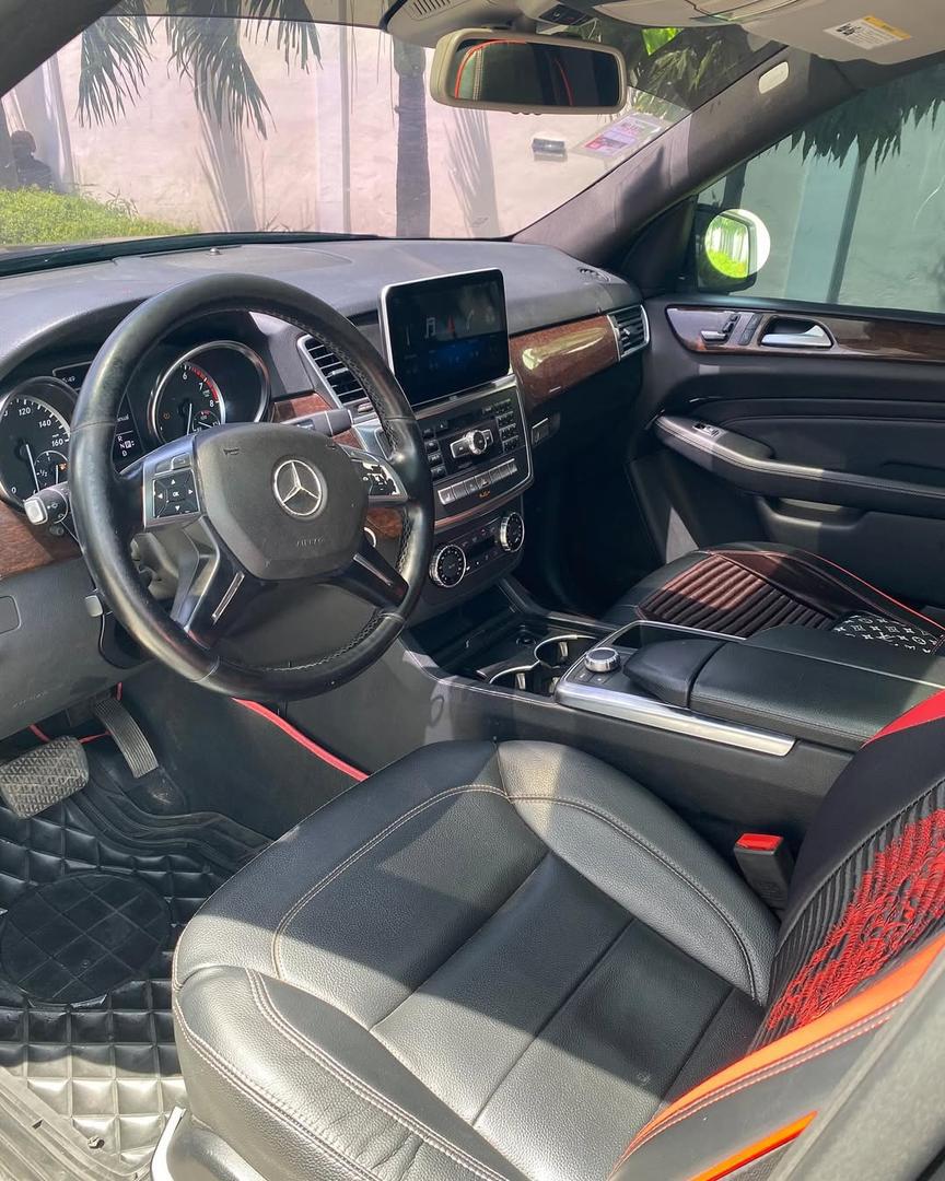 Car Image 5