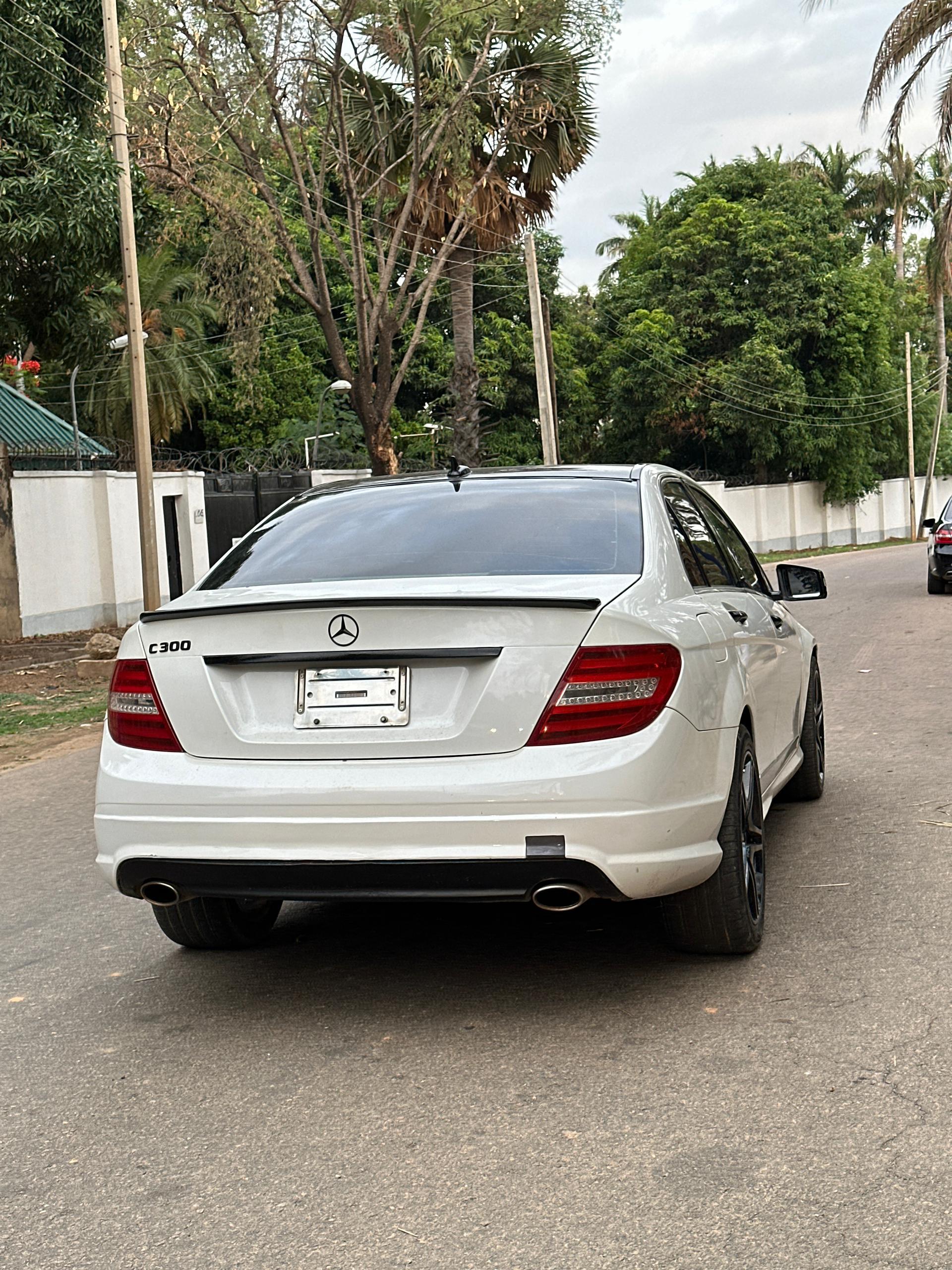 Car Image 8