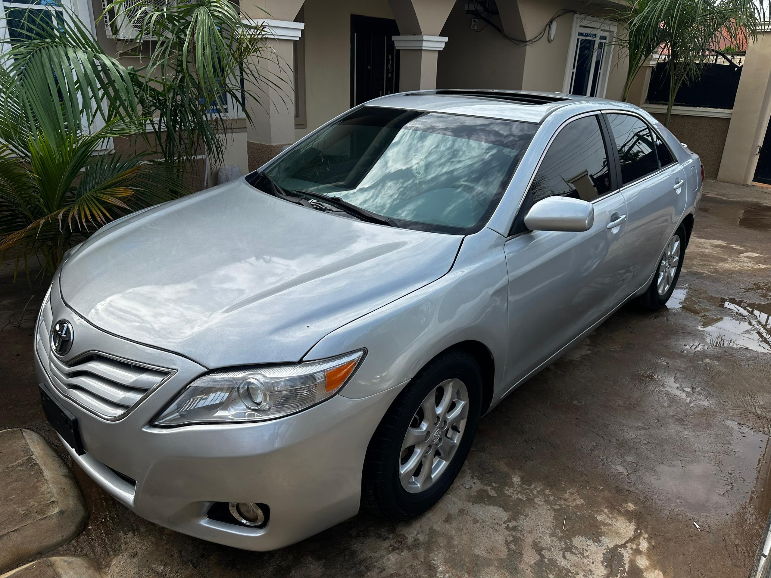 Car Image 2
