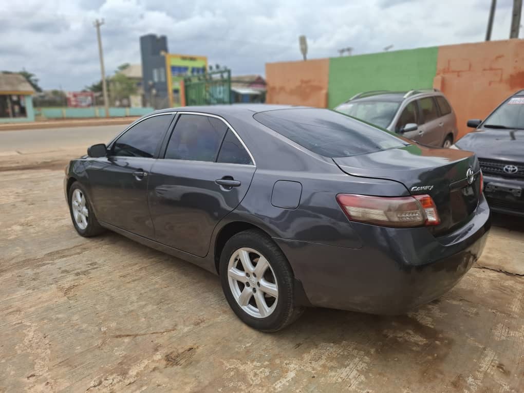 Car Image 7