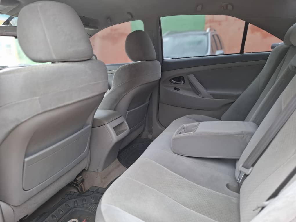 Car Image 8