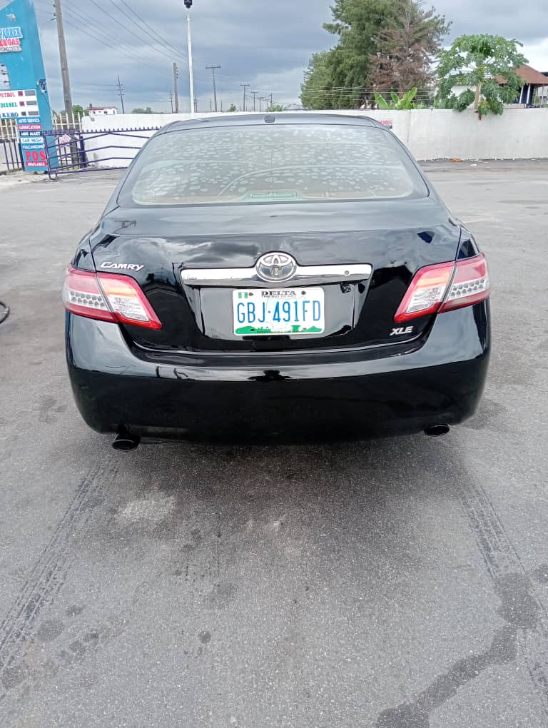 Car Image 6