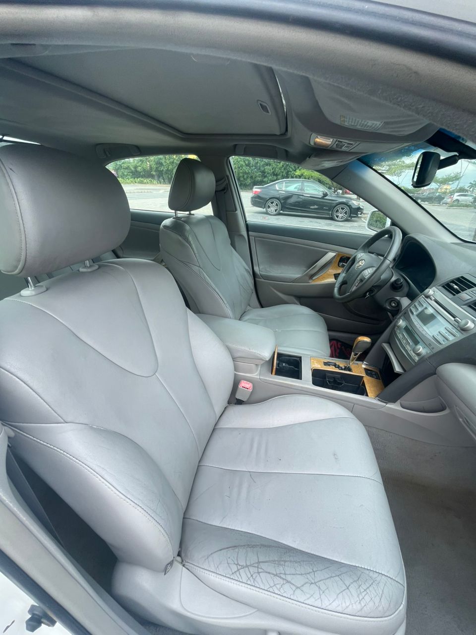 Car Image 4