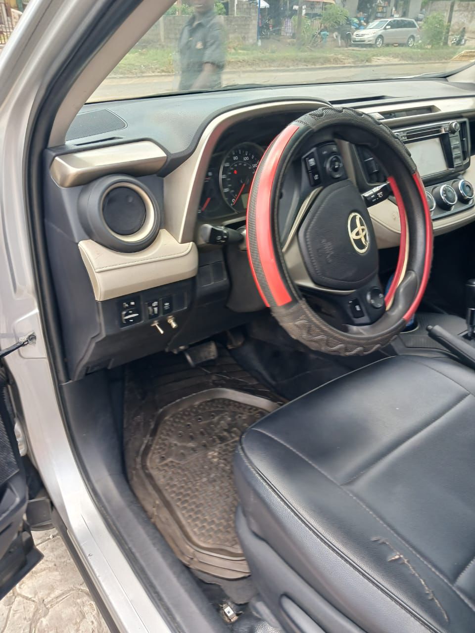 Car Image 3