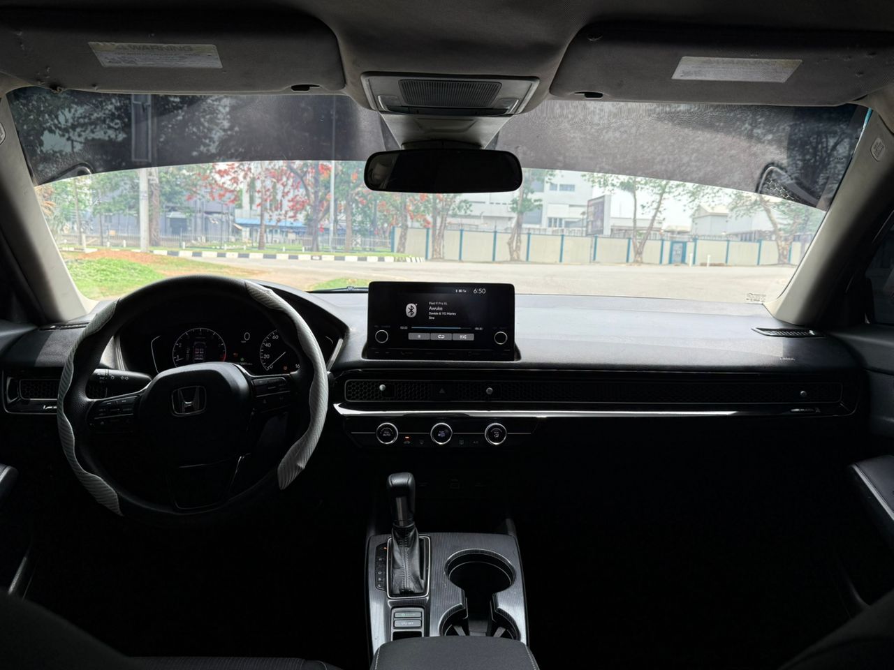 Car Image 4