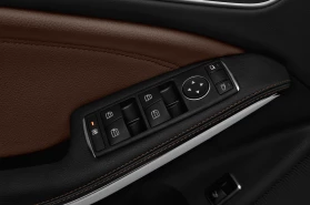 Mercedes-Benz CLA-class image 5
