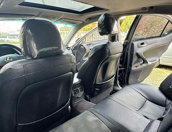 2015 UPGRADED LEXUS IS250 FOR SALE