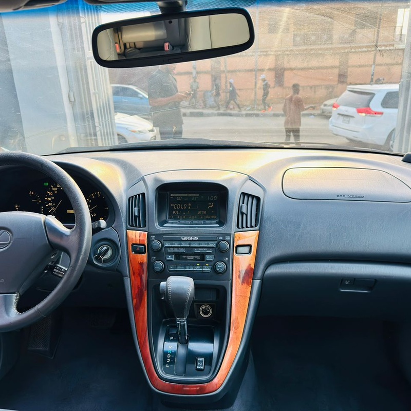 2003 Lexus RX 300 – Neatly Used  for Sale In Lagos image